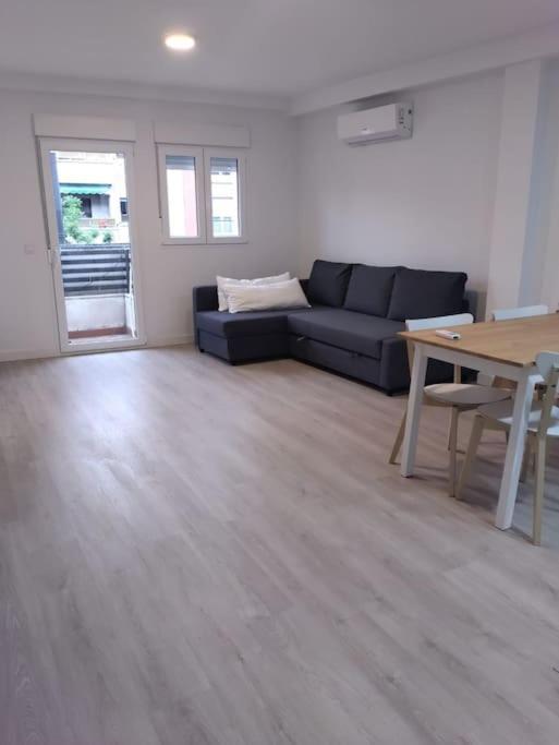 Piso Exclusivo En Getafe Centro Apartment Exterior foto